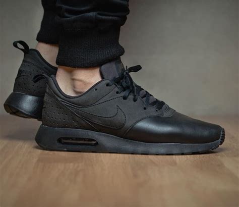 nike air max tavas ganz schwarz|Air Max Tavas LTR .